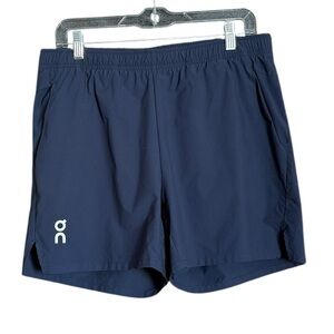 On Running Navy Essential Running Shorts Lined Men’s M